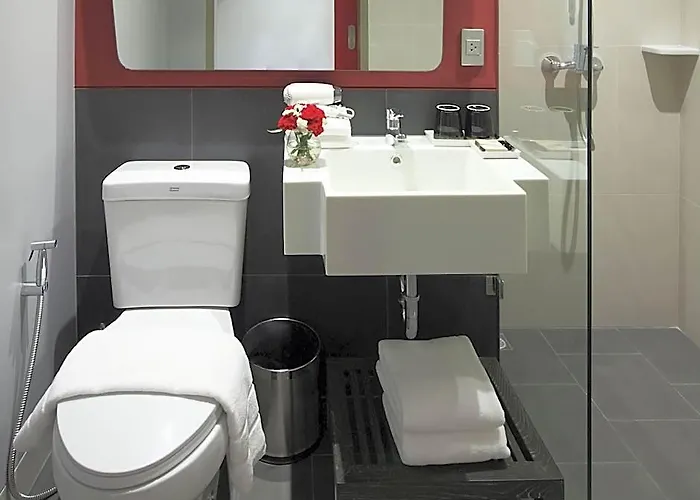 Ibis Sukhumvit 24 3* Bangkok