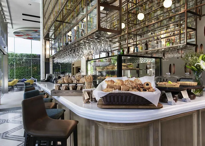 Ibis Sukhumvit 24 Hotel
