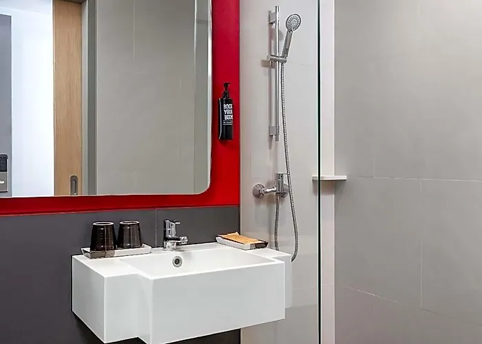 Hotel Ibis Sukhumvit 24 3*