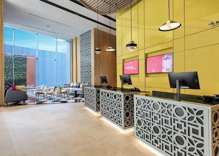Ibis Sukhumvit 24 מלון בנגקוק