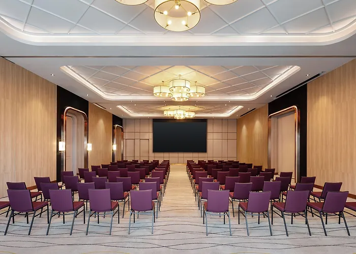 Ibis Sukhumvit 24 מלון בנגקוק